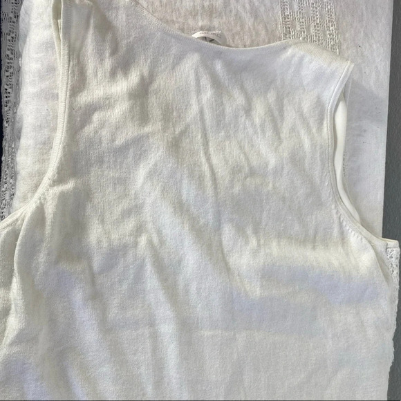 ❤️ Chico’s White sequin knit tank top Size 1 ( Medium ) - Picture 6 of 8